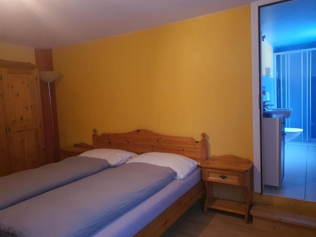 Hotel Klein Matterhorn รานดา ภายนอก รูปภาพ